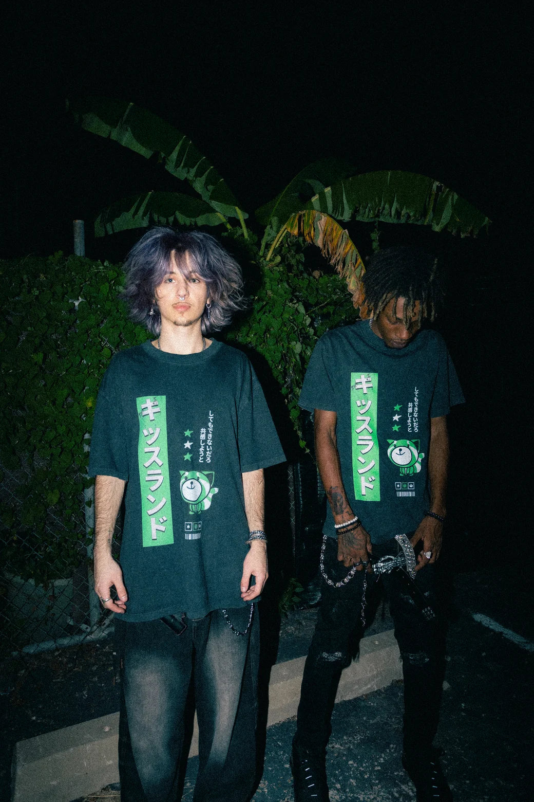 KISS LAND GRAPHIC T-SHIRT
